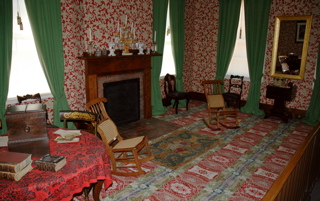 Lincoln Parlor