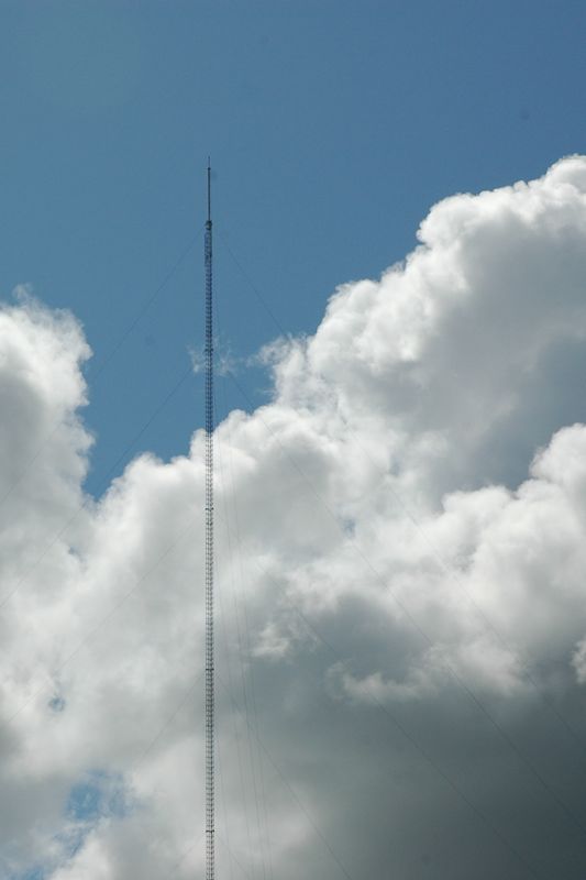 the Warszawa radio mast in