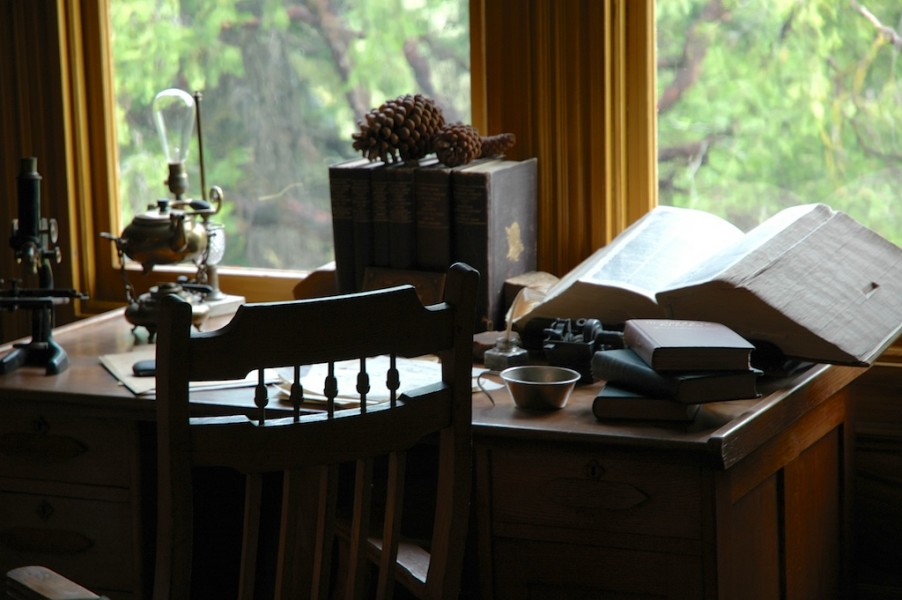 MuirScribbleDesk